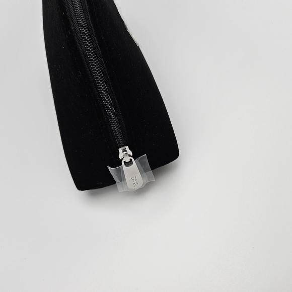 Brand new Dior black pouch from Dior Beauty - Picture 6 of 13